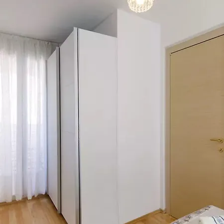 Rita Apartment Split